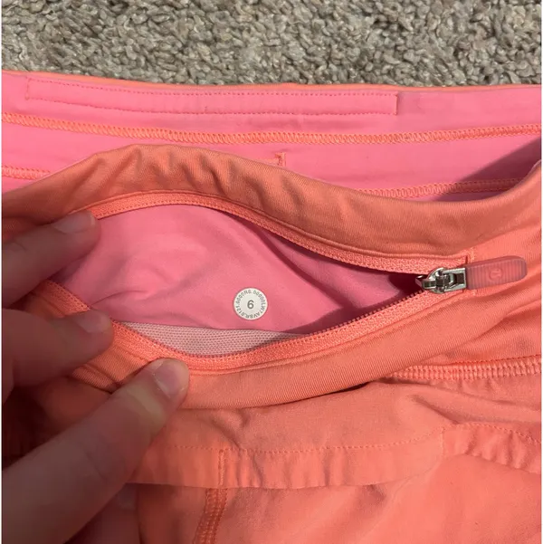 Lululemon Speed Up Shorts 2.5" - Image 4