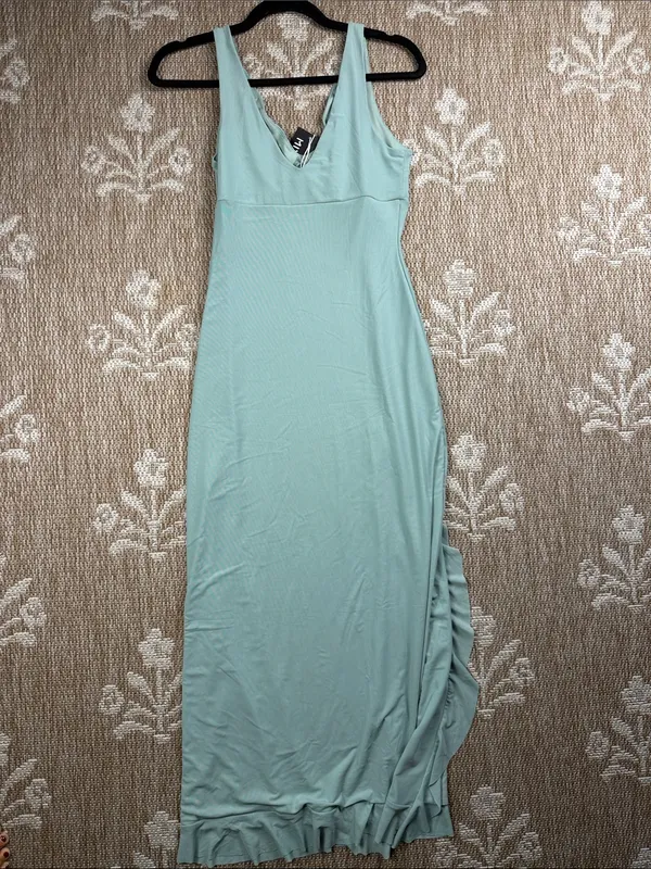 NWT Miyiednz light Green Sleeveless Maxi Dress with Side Ruffle Slit - Image 3