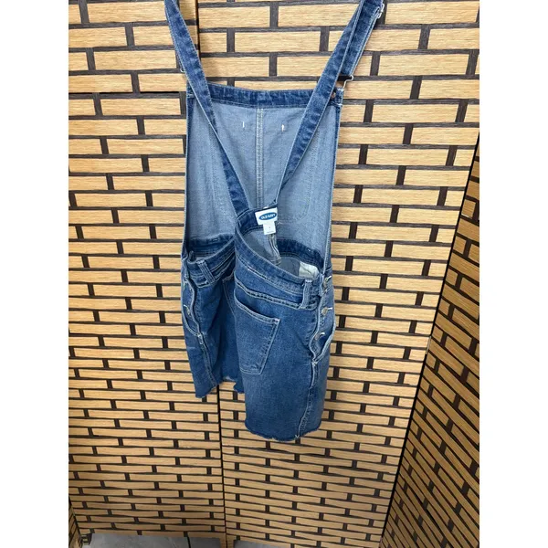Old Navy Shortalls Size‎ Large - Image 2