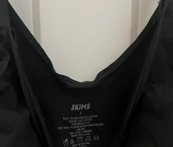 SKIMS Onyx Bodysuit S - Image 5
