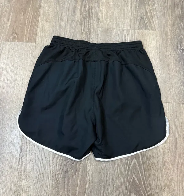 Nike slim fit shorts - Image 4