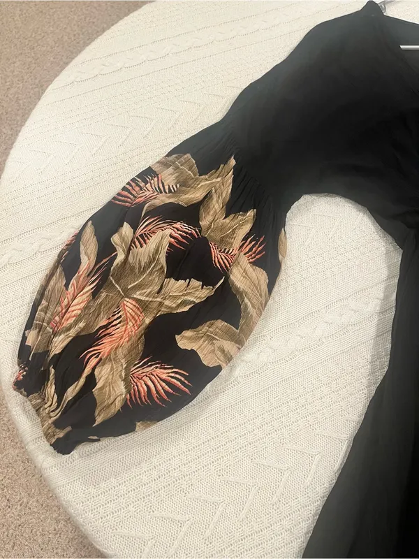 Billabong Black Tropical Print Balloon Sleeve V-Neck Mini Dress - Size Medium - Image 4