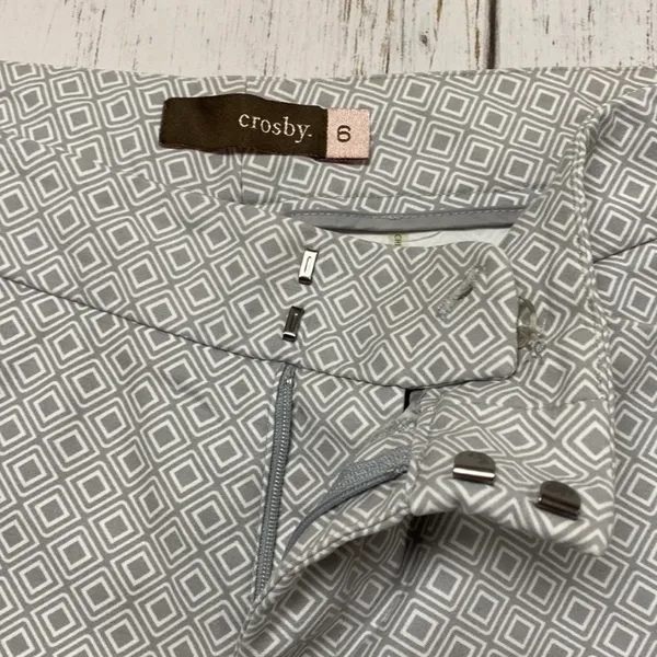 Crosby. Geometric Skinny Ankle Pants Gray Size 6 - Image 3