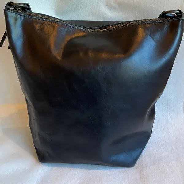 Fashionable Local and Global Sturdy Black Leather Shoulder Bag Purse - Image 5