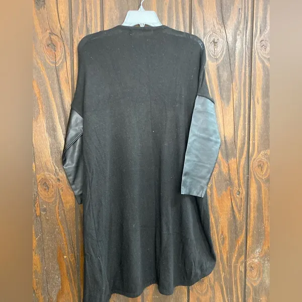 Zara black faux leather elbow open cardigan size medium - Image 10