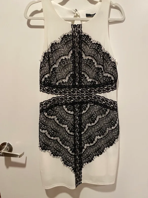 Lulus White & Black Lace Detailed Bodycon Dress - Image 4
