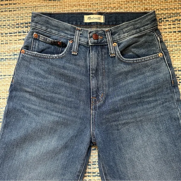 The Momjean in Downey Wash Size 25 Mom Jean Rigid Denim High Rise - Image 3