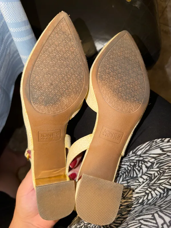 Heels Tan Size 9 - Image 4