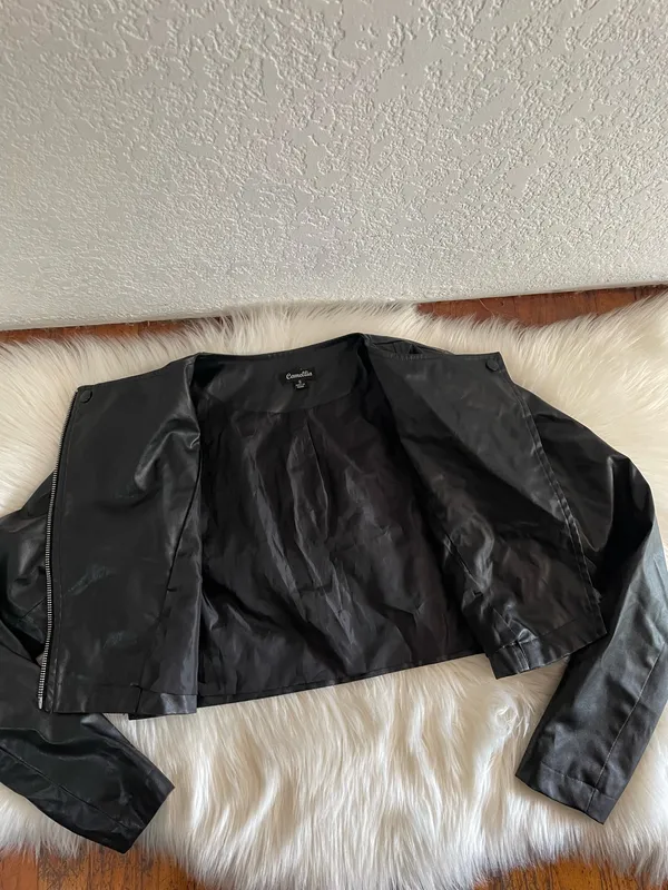 Camellia Faux Leather Jacket Size Small Black Moto Cropped - Image 5