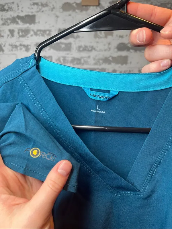 Carhartt | women nwt turquoise blue force scrub top - Image 2