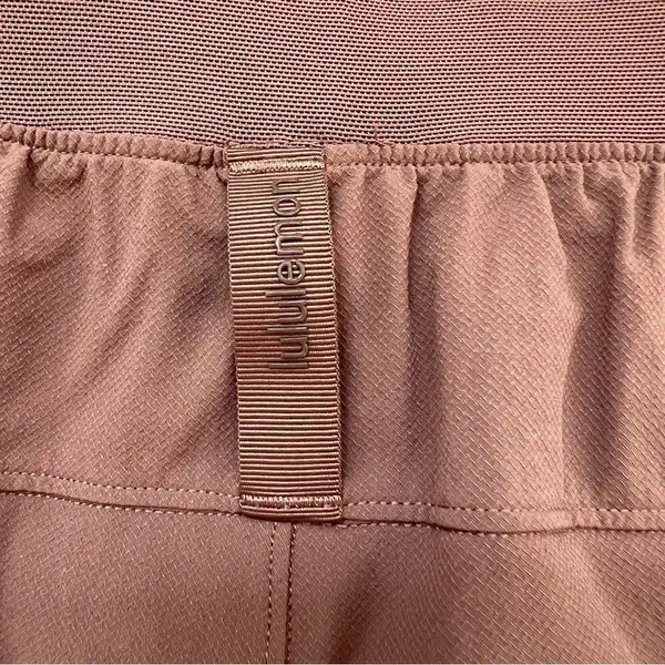 Lululemon License to Train High-Rise Short 4" in Dark Oxide Size 2 Brown Taupe - Image 12