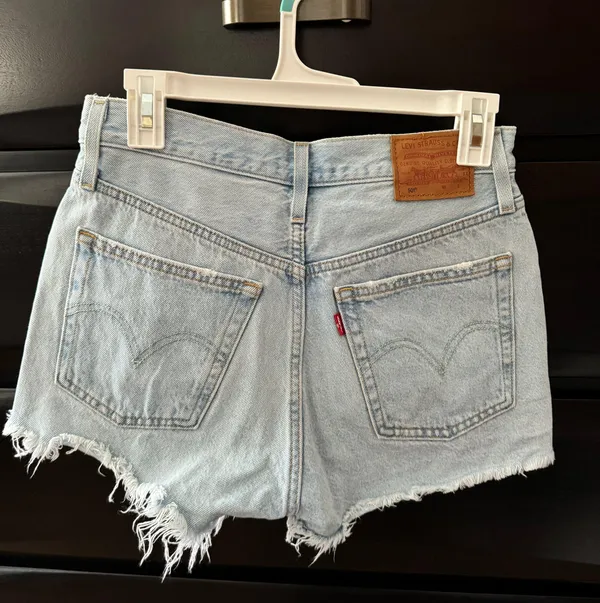 Levi’s Shorts - Image 2