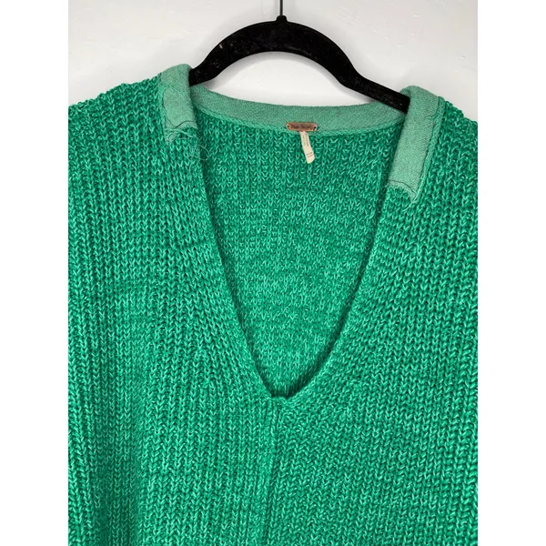 Free People Take Over Me Sweater XS/S Green V-Neck Oversized Woven Pullover - Image 2