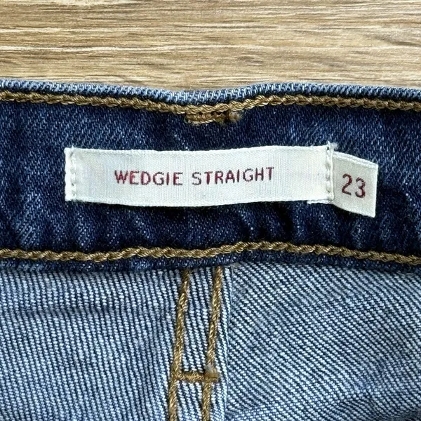 Levi's Premium Wedgie Straight Jeans Womens 23 High Rise Crop Raw Hem Blue 23x26 - Image 2