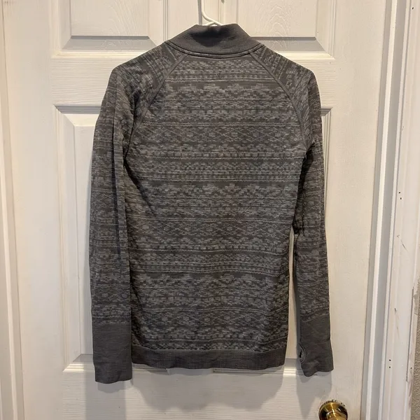 Lululemon Rest Less‎ 1/4 Zip Gray Jacquard Geometric Pullover Thumbholes Size 8 - Image 5