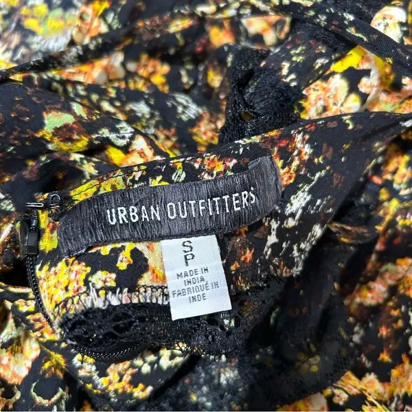 Urban Outfitters Lexi Lace Floral Midi Dress Slit Cut Out Whimsigoth Fairy Boho - Image 8