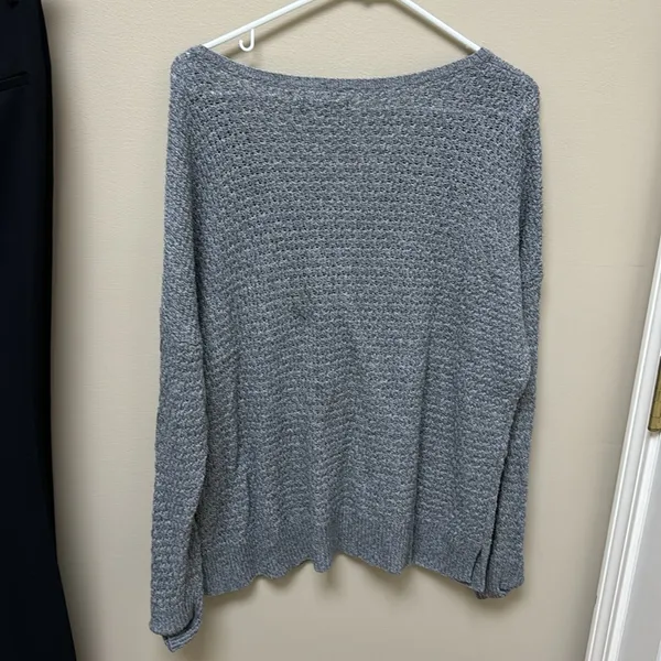 American Eagle sweater - Image 4