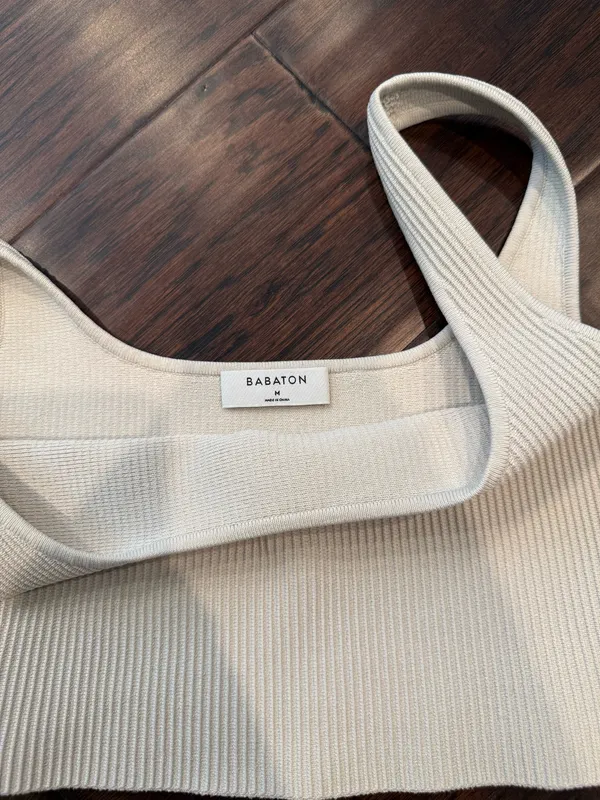 Aritzia Babaton Top - Image 2