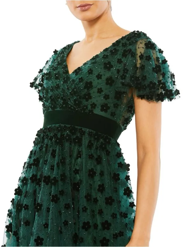 NWT MAC DUGGAL Green Embellished Butterfly Sleeve Velvet Hem Midi Dress Size 2 - Image 4