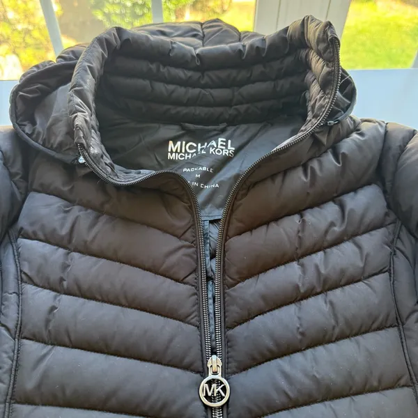 Michael Kors Quilted Hooded Jacket Size Medium - Image 7