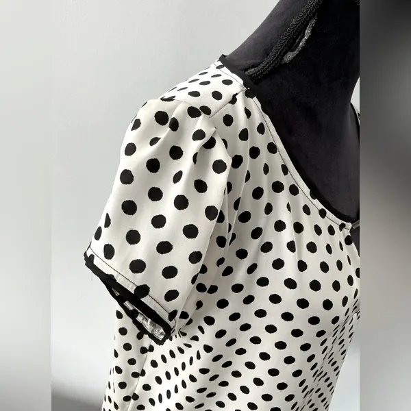 ZARA Pretty polka dot top🖤🤍🖤 - Image 3