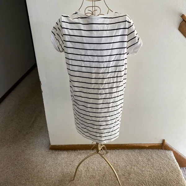 Lulu’s striped tee shirt dress M 95% cotton - Image 3
