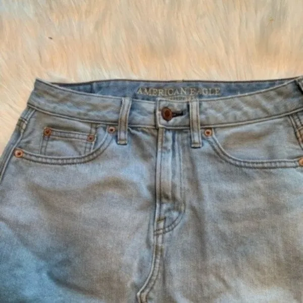 American Eagle Women's Size 2 Denim Mini Skirt Cut Off Light Wash Distressed - Image 5