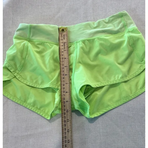 Lululemon Activewear Shorts 4 Green Speed Short Zip Pockets Built In Liner Logo - Image 10