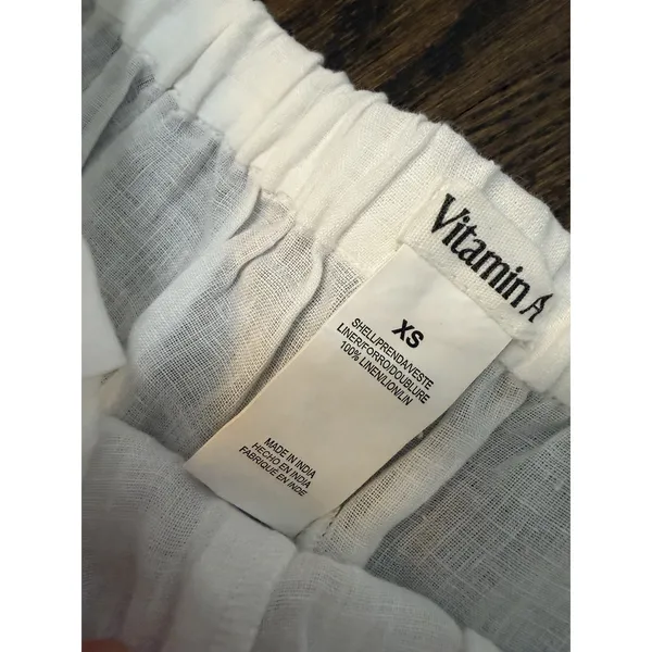 Vitamin A White Shorts 100% Linen Swim Coverup Pull On NEW Sz XS NWT - Image 2
