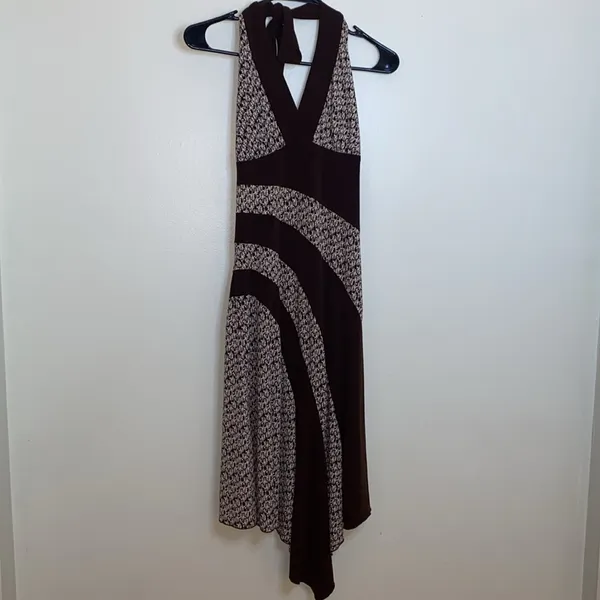 Brown and Tan Abstract Flowy Midi Dress - Image 2