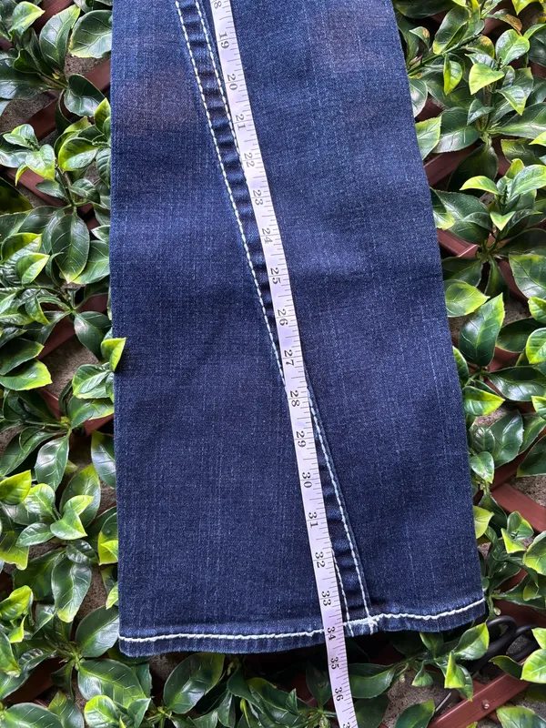 True Religion Jeans Size 28 Dark Wash - Image 8