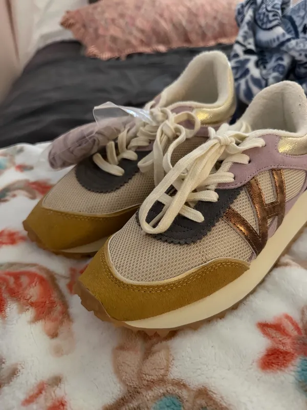 Vintage Havana Sneakers - Image 2