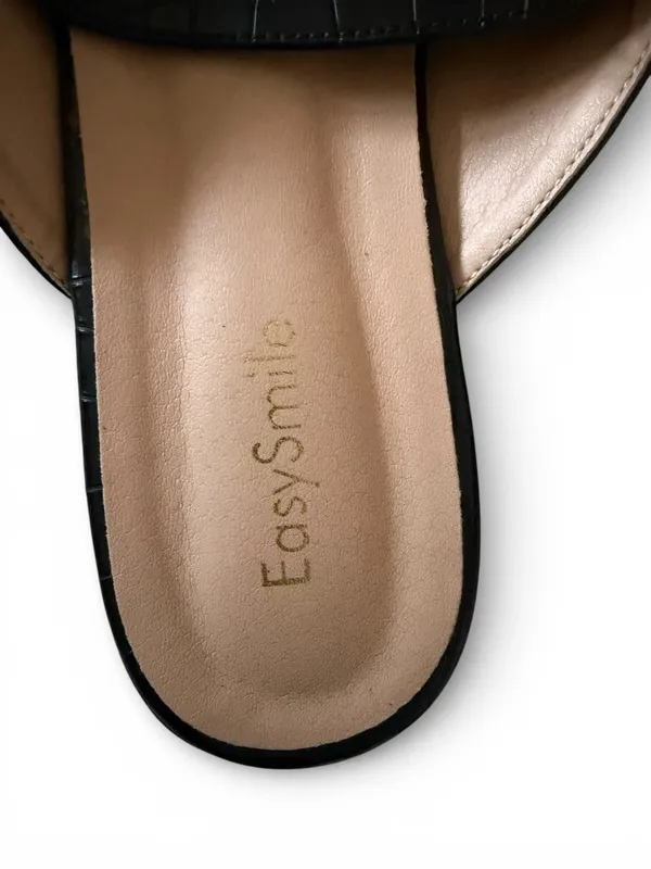EASY SMILE BLACK Gold Chain Mules Flats Size 9.5 - Image 4