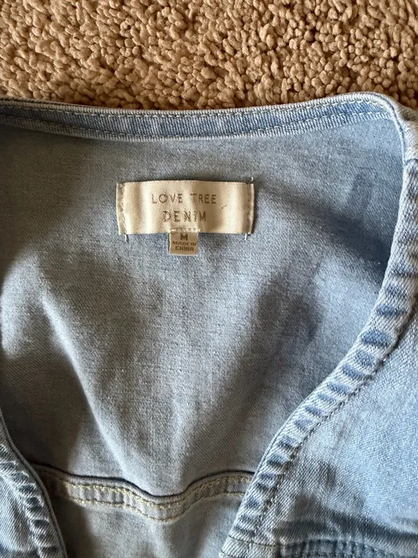 Love Tree Light Blue Cropped Denim Vest - Image 2