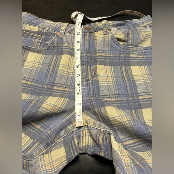 Judy Blue Blue and Tan Plaid HighWaist Vintage Look Jeans size 14W - Image 13
