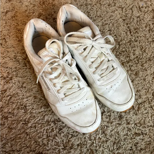 Reebok Sneakers Women’s size 8.5 - Image 2