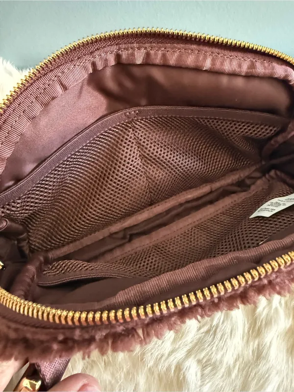 Lululemon Athletica Everywhere Sherpa Belt Bag With Goldtone Hardware - Image 9