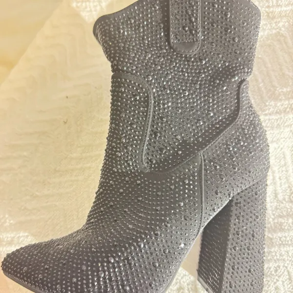 Forever Black Rhinestone Western Boots - Size 6.5 - Image 3