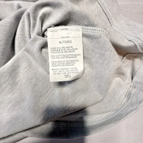 NWT - Under Armour - Women’s Grey Graphic Tank - Size X-Large - Image 7