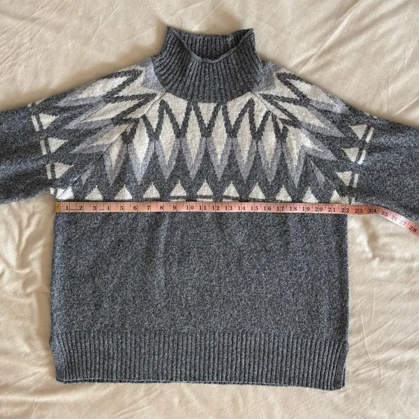 Badgley Mischka Fair Isle Turtleneck Sweater Size L - Image 6