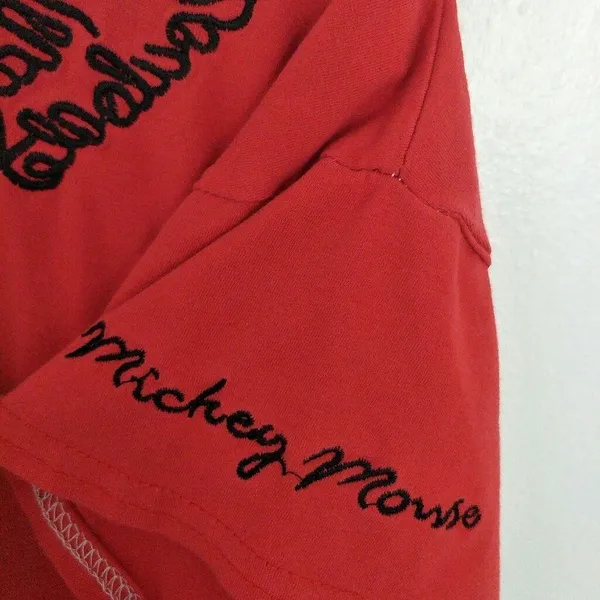 Red Thirt Size L - Image 2