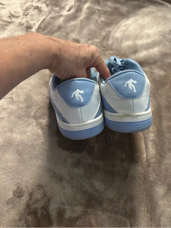 And1 Sneakers Women’s Size 9 Light Blue and White Low-Top Athletic Sneakers - Image 6