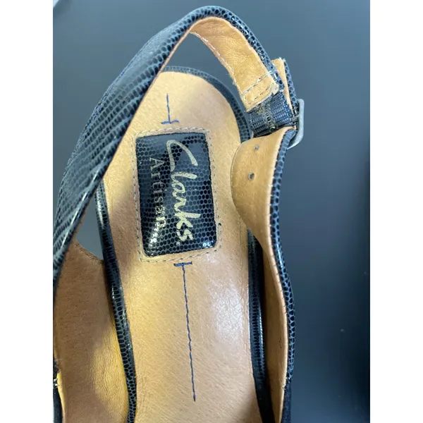 Clarks Artisan Women's Navy Blue Leather Slingback Shoes Size 9.5M SKU 1933 - Image 5