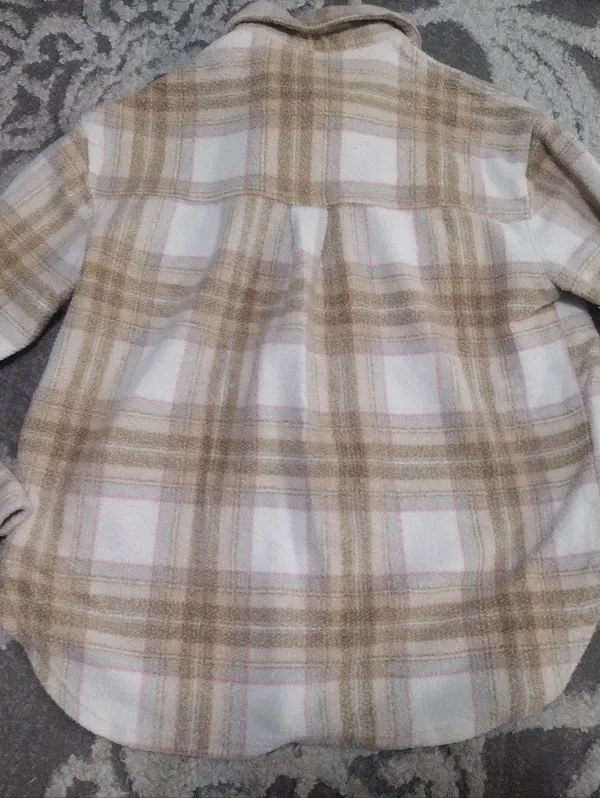 American Eagle Tan And Pink Plaid Fleece And Love Shacket - Image 2