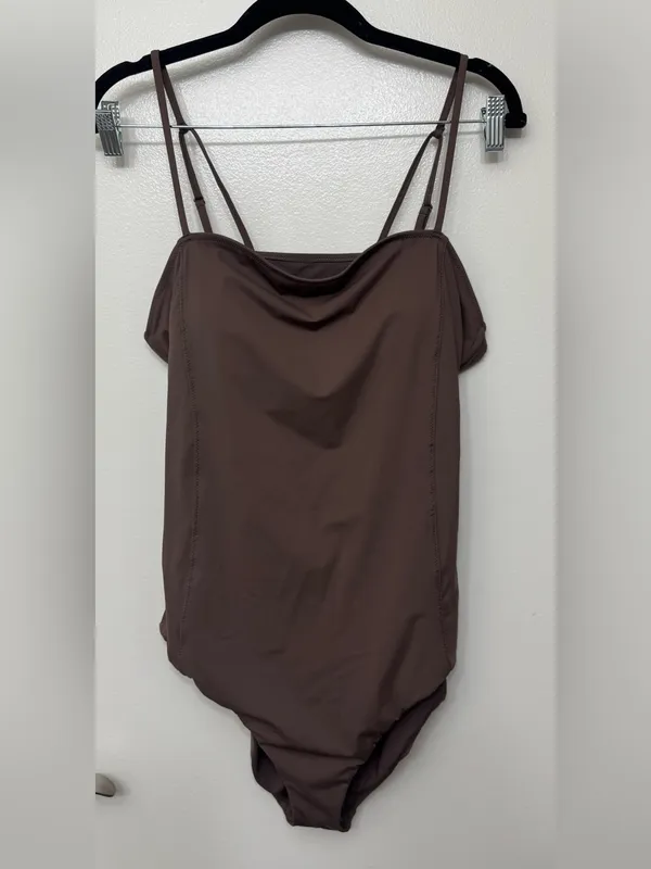 NWOT Vuori Dune One Piece Swimsuit | Women’s Neutral Swimwear | Minimalist Beach - Image 3