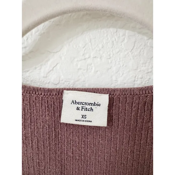 Abercrombie & Fitch Ribbed Square Neck Long Sleeve Crop Top Mauve Pink XS - Image 3