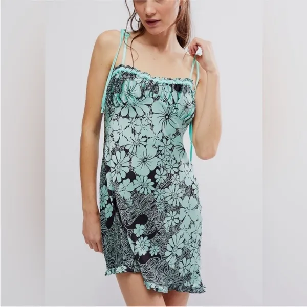 NWT Free People Retro Daisy Asymmetric Slipdress Large - Image 2