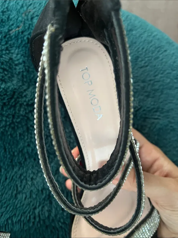 TOP Moda Black Heeled Sandals with Silver Rhinestone Straps - Image 3