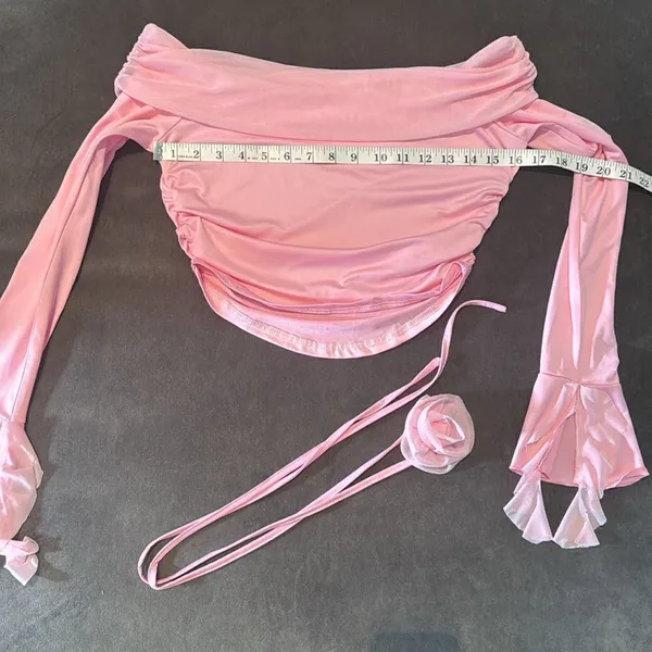 Pink 2 Piece Set Off the Shoulder Long Sleeve Crop Top & Skirt Size L NEW - Image 8