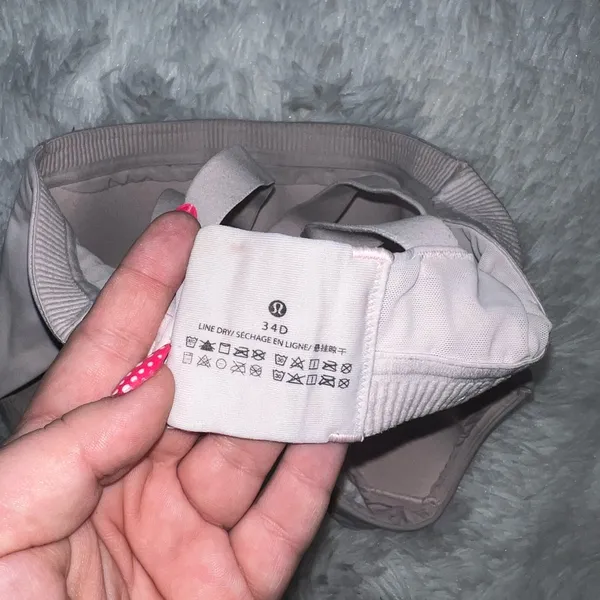 lululemon athletica Women's Pink Sports Bra - Image 4